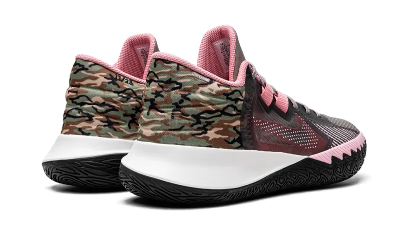 Nike Basketball Kyrie Flytrap V